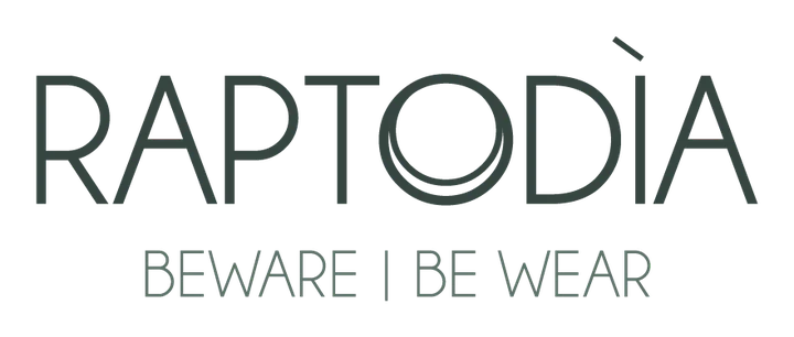 Το όνομα με το slogan Beware, be wear